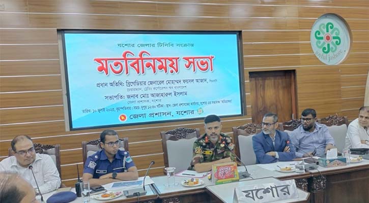 টিসিবি ডিলার ও কার্ডধারীদের তথ্য যাচাই করা হচ্ছে: ব্রিগেডিয়ার আজাদ